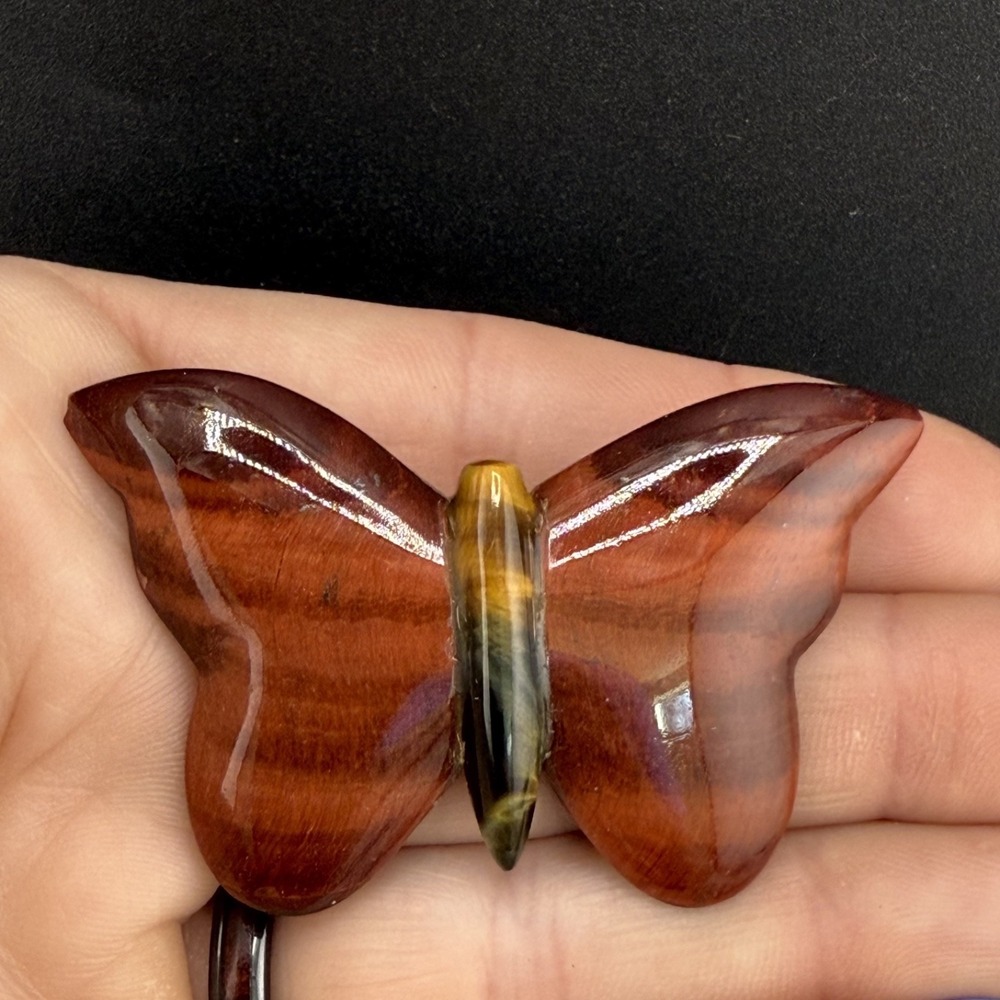 Vintage Estate Butterfly Brooch Brown Gold Carved Polished Stone Animal US